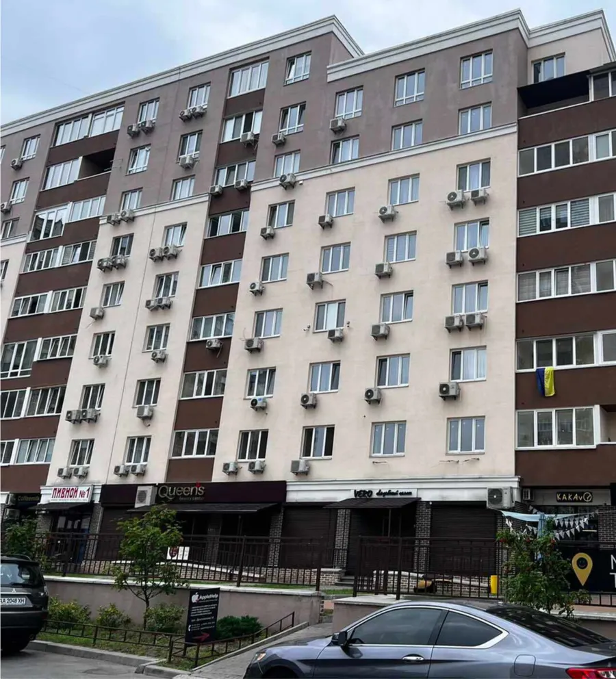 Продажа жилая квартира улица Драгоманова, д.38